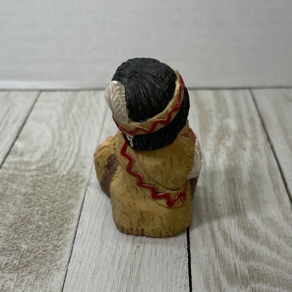 Vintage Native American Boy and Girl Figurines Thanksgiving Children Resin - Picture 4 of 10